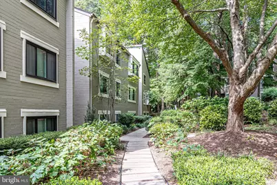 2210 Springwood Drive #207, Reston, VA 20191 - Photo 3