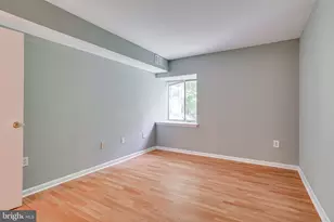 2210 Springwood Dr, Reston, VA 20191 - Photo 21