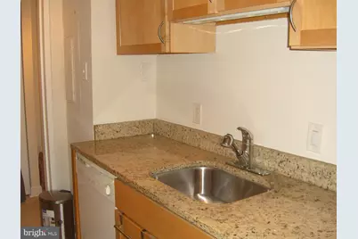 6800 Fleetwood Road #913, McLean, VA 22101 - Photo 9