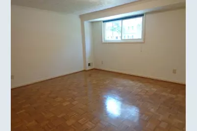 8126 Dunsinane Court, McLean, VA 22102 - Photo 13