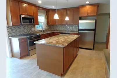 8126 Dunsinane Court, McLean, VA 22102 - Photo 7