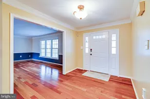 3022 Dower House Dr, Herndon, VA 20171 - Photo 3