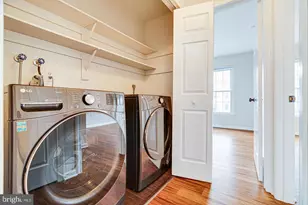 3022 Dower House Dr, Herndon, VA 20171 - Photo 45