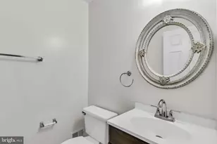 6618 Frost Lake Ln, Alexandria, VA 22315 - Photo 17