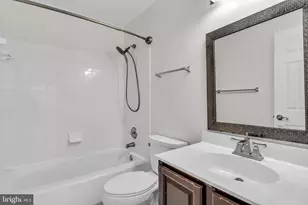 6618 Frost Lake Ln, Alexandria, VA 22315 - Photo 27