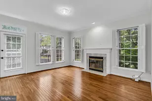6618 Frost Lake Ln, Alexandria, VA 22315 - Photo 9