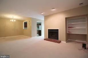 10118 Oakton Terrace Rd, Oakton, VA 22124 - Photo 15