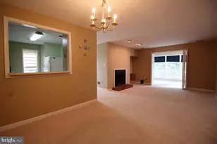 10118 Oakton Terrace Rd, Oakton, VA 22124 - Photo 11