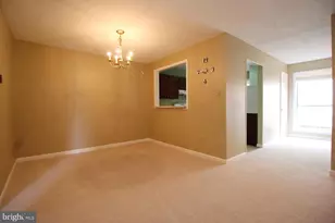 10118 Oakton Terrace Rd, Oakton, VA 22124 - Photo 9