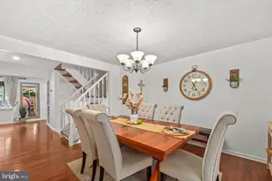 7315 Golden Horseshoe Ct, Springfield, VA 22153 - Photo 9