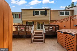 7315 Golden Horseshoe Ct, Springfield, VA 22153 - Photo 37
