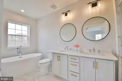8276 Safarian Way, Alexandria, VA 22309 - Photo 17