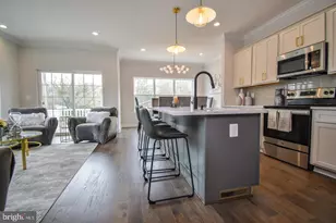 8276 Safarian Way, Alexandria, VA 22309 - Photo 3