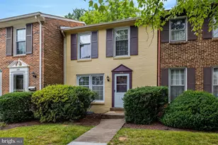 228 Commons Dr NW, Vienna, VA 22180 - Photo 1