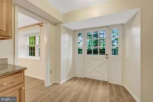 228 Commons Dr NW, Vienna, VA 22180 - Photo 15