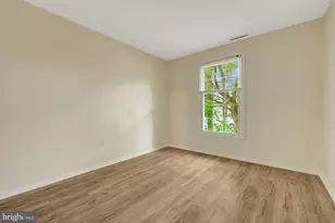 228 Commons Dr NW, Vienna, VA 22180 - Photo 27