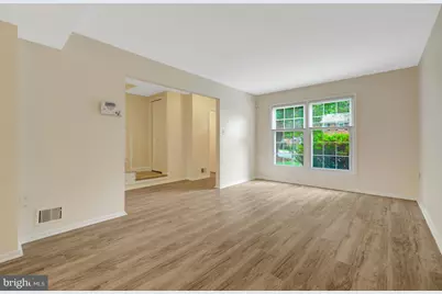 228 Commons Drive NW, Vienna, VA 22180 - Photo 5