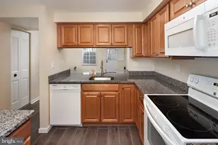8736 Susquehanna St, Lorton, VA 22079 - Photo 11