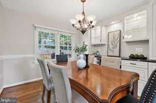 8744 Arley Dr, Springfield, VA 22153 - Photo 9