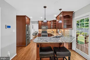 8744 Arley Dr, Springfield, VA 22153 - Photo 11