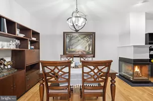 14451 Glencrest Cir, Centreville, VA 20120 - Photo 11