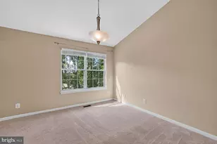 8211 Crossbrook Ct, Lorton, VA 22079 - Photo 13