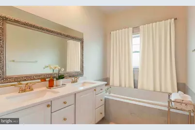 1804 Dawson Street, Vienna, VA 22182 - Photo 9