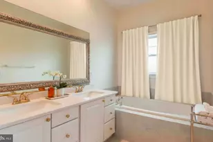1804 Dawson St, Vienna, VA 22182 - Photo 9