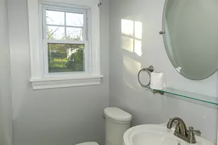 903 Crestview Dr, Herndon, VA 20170 - Photo 7