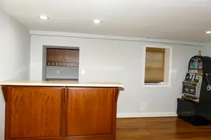 903 Crestview Dr, Herndon, VA 20170 - Photo 13