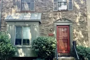 9515 Ashbridge Ct, Burke, VA 22015 - Photo 1