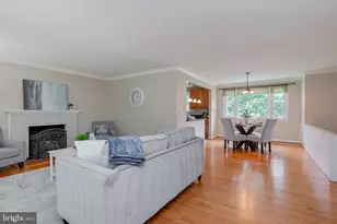 7500 Long Pine Dr, Springfield, VA 22151 - Photo 11