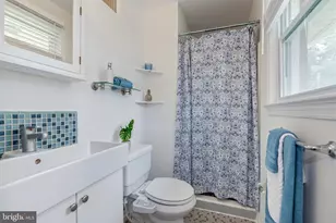 7500 Long Pine Dr, Springfield, VA 22151 - Photo 17