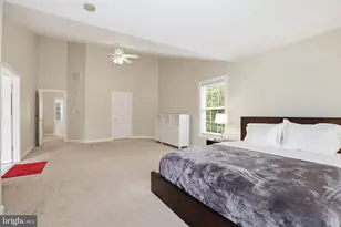 3826 Elmwood Towne Way, Alexandria, VA 22303 - Photo 13