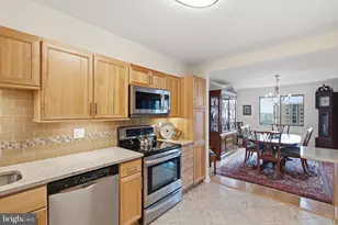 5904 Mt Eagle Dr, Alexandria, VA 22303 - Photo 9