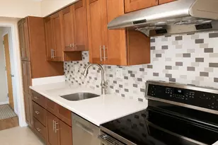 1808 Old Meadow Rd, McLean, VA 22102 - Photo 5