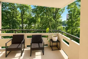 1808 Old Meadow Rd, McLean, VA 22102 - Photo 9