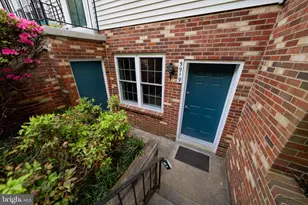 5919 First Lndg Wy, Burke, VA 22015 - Photo 1