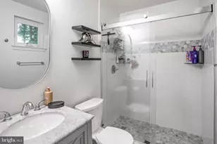 10197 Wavell Rd, Fairfax, VA 22032 - Photo 13