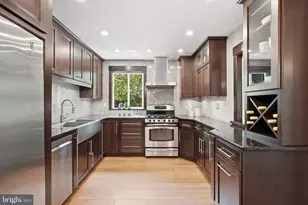 2050 Chadds Ford Dr, Reston, VA 20191 - Photo 11