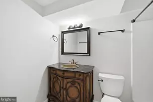 2050 Chadds Ford Dr, Reston, VA 20191 - Photo 35
