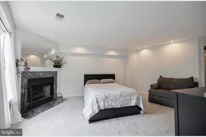 7317 Castleberg Court, Alexandria, VA 22315 - Photo 13