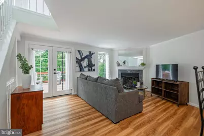 7317 Castleberg Court, Alexandria, VA 22315 - Photo 7