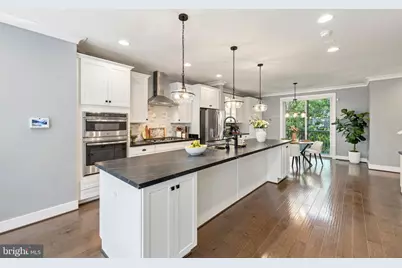 2876 Lowen Valley Road, Alexandria, VA 22303 - Photo 11