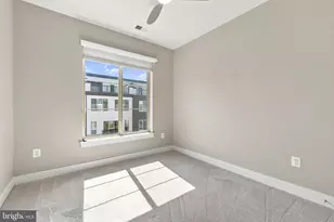 2876 Lowen Valley Rd, Alexandria, VA 22303 - Photo 31