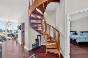 8220 Crestwood Heights Dr, McLean, VA 22102 - Photo 5