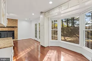 2621 John Milton Dr, Herndon, VA 20171 - Photo 15