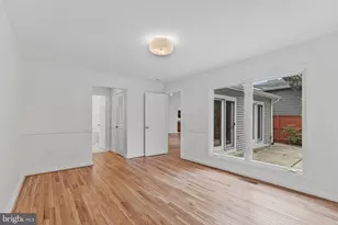 8424 Hollis Ln, Vienna, VA 22182 - Photo 11
