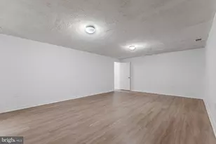 8424 Hollis Ln, Vienna, VA 22182 - Photo 23