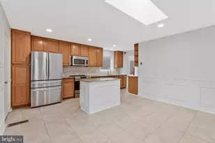 8424 Hollis Ln, Vienna, VA 22182 - Photo 13